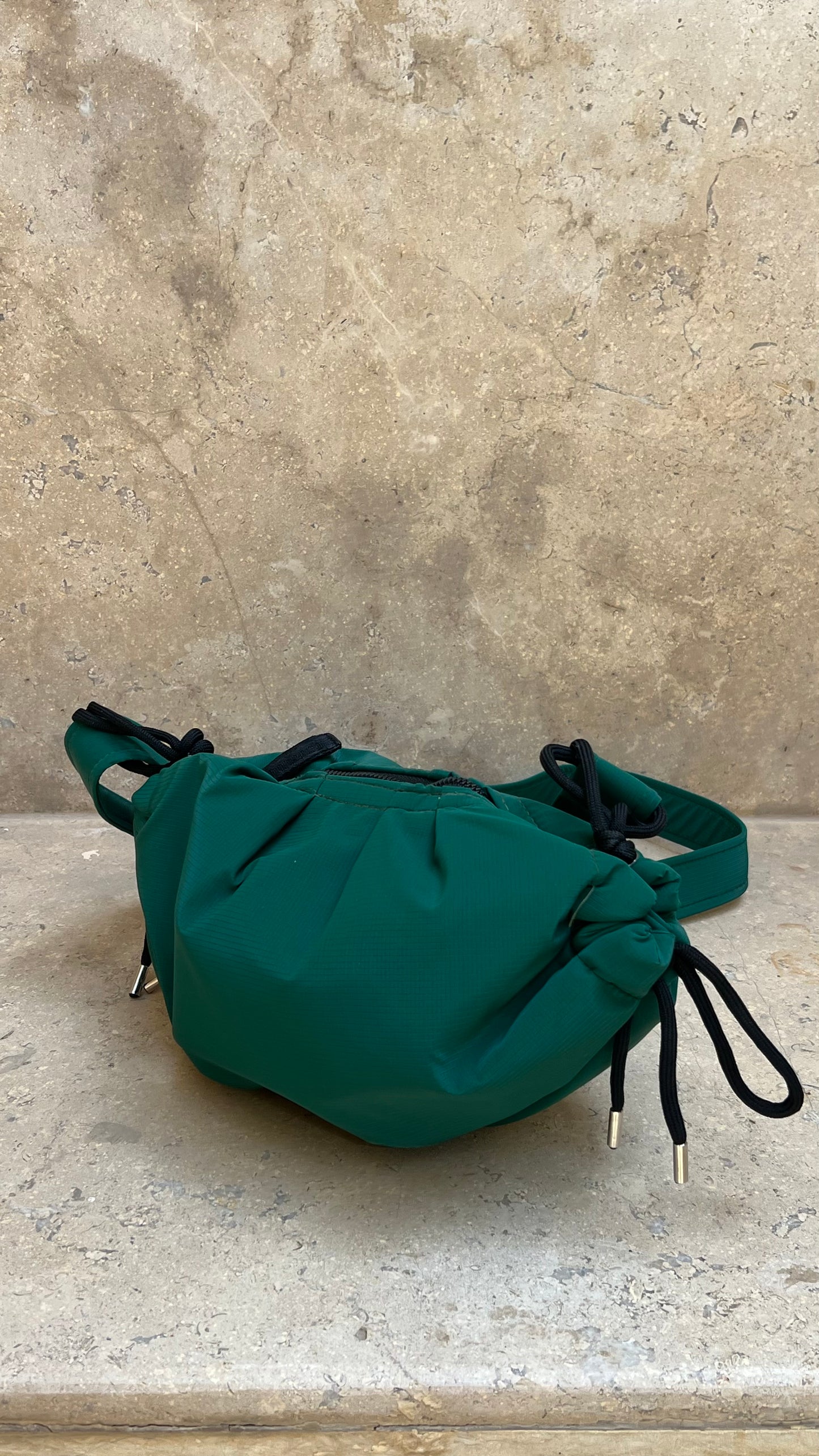 Small string - Green
