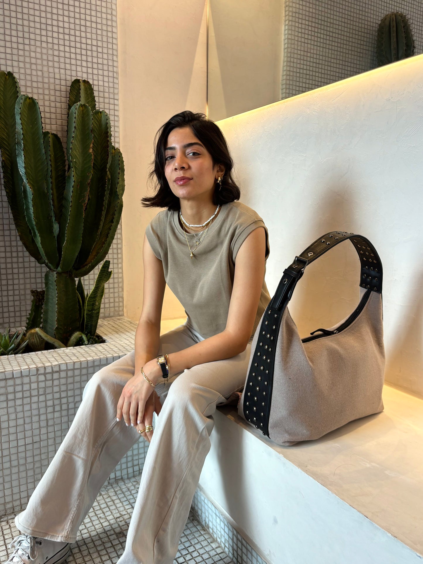 Kamara Grande Studs - Beige