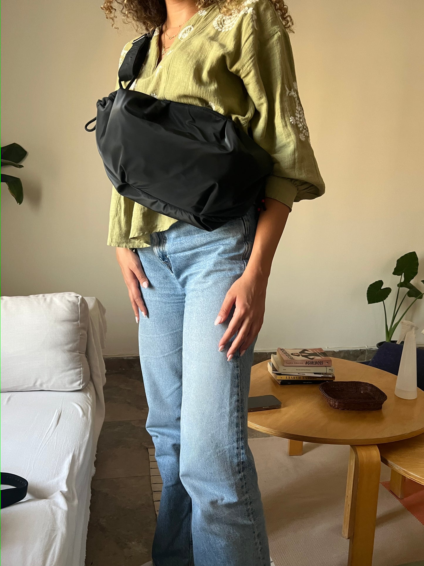 Medium String Bag - Black