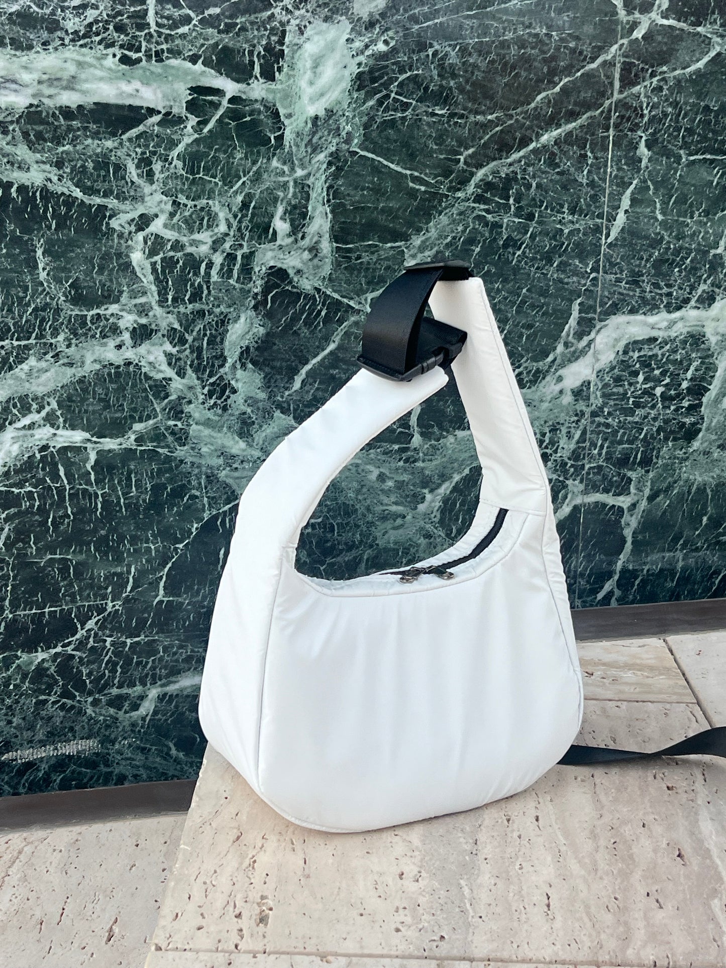 Eclipse small - White