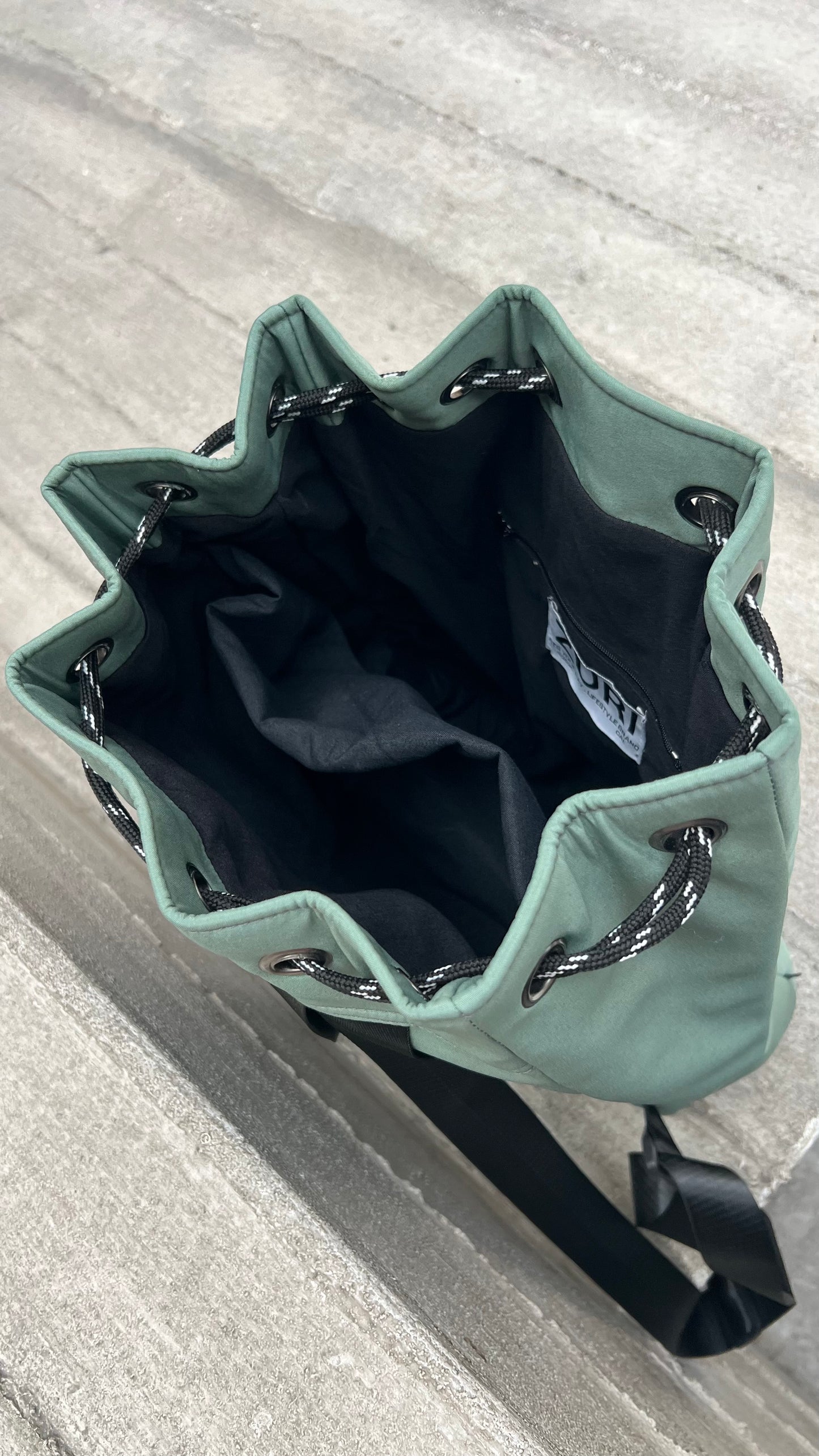 Ofla light green backpack
