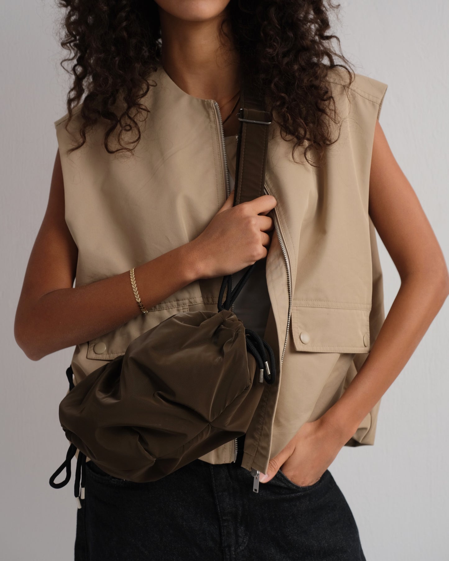 Small string Brown