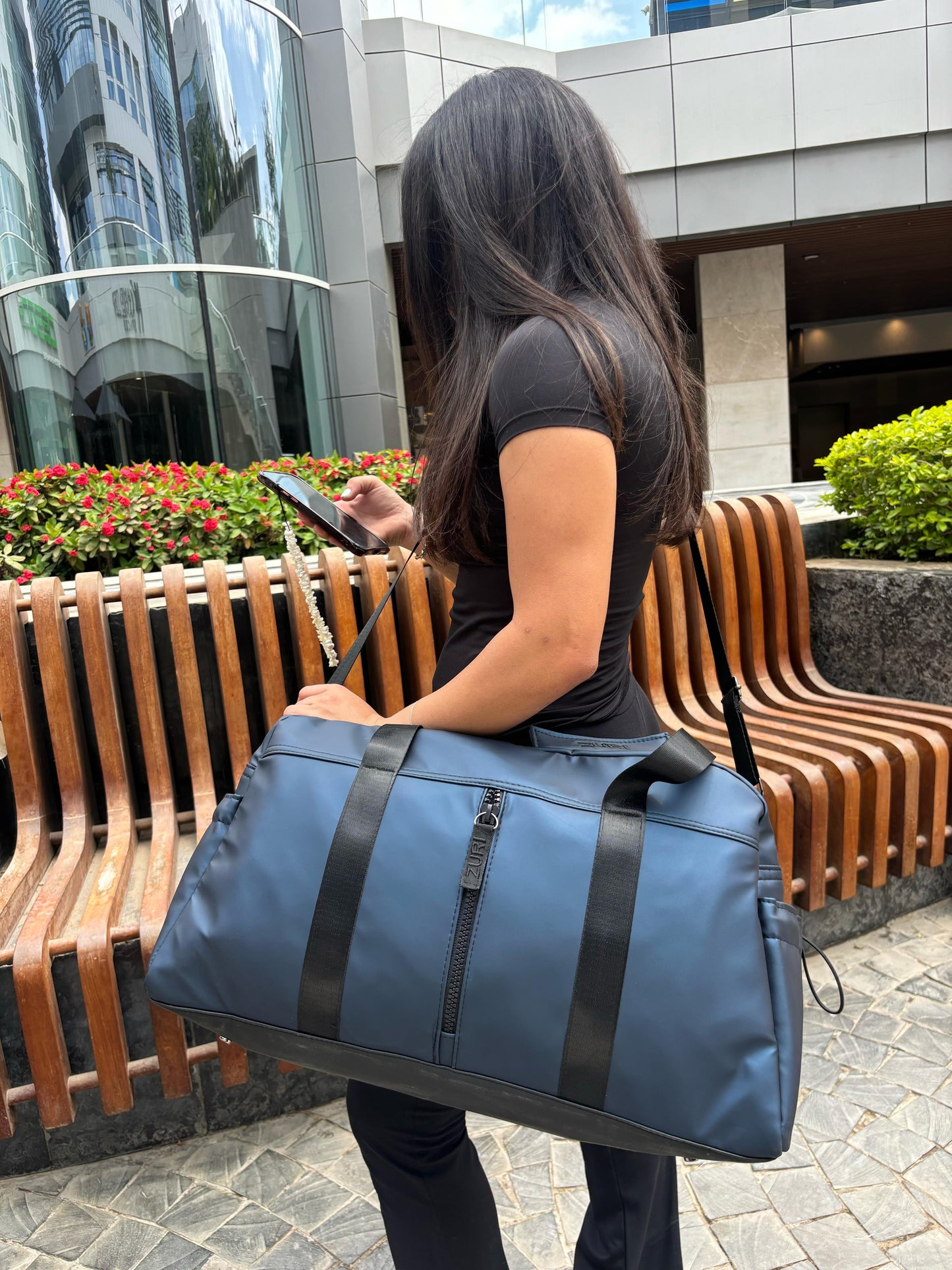 Luna Duffle- Metallic Navy blue