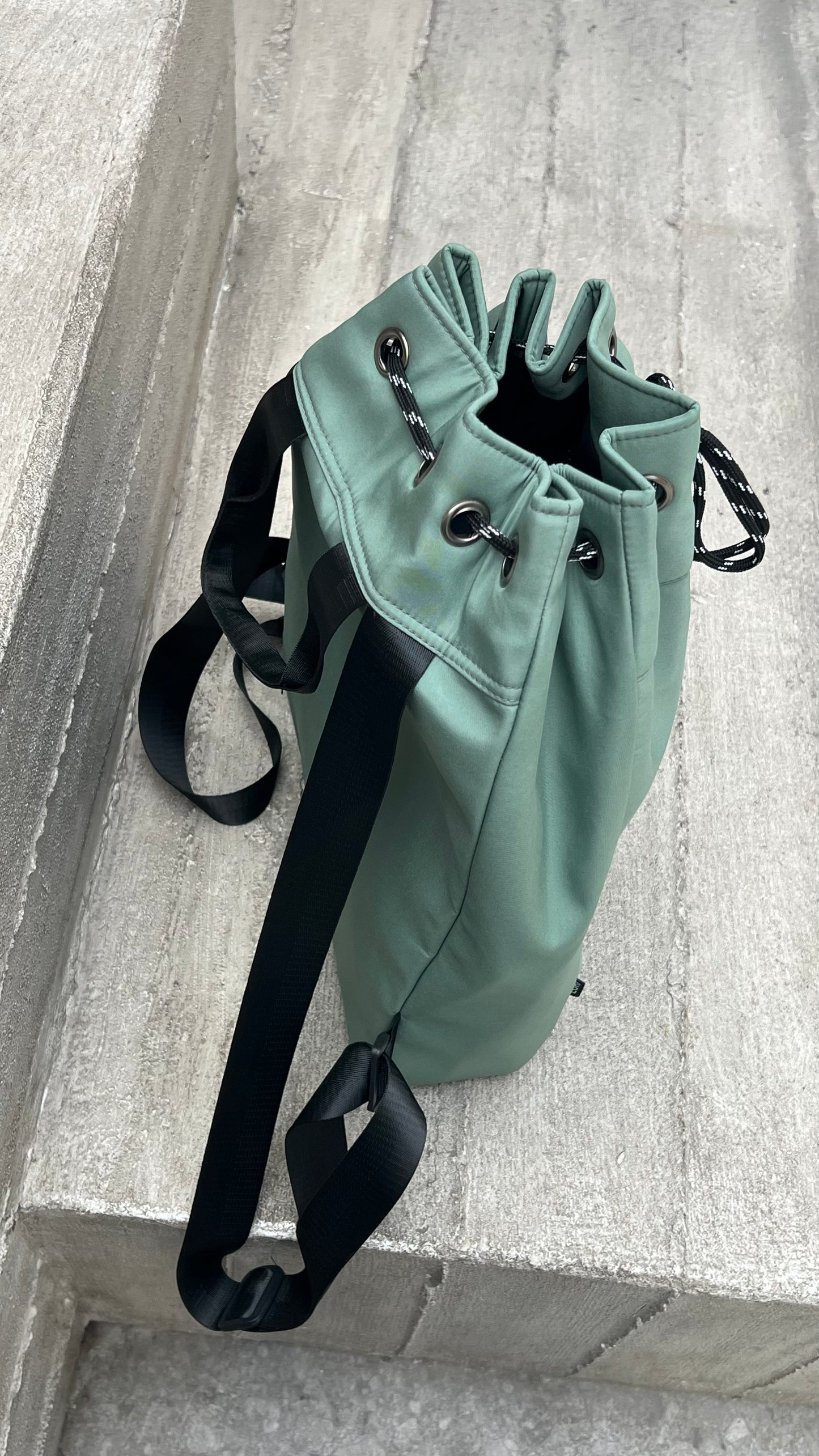 Ofla light green backpack