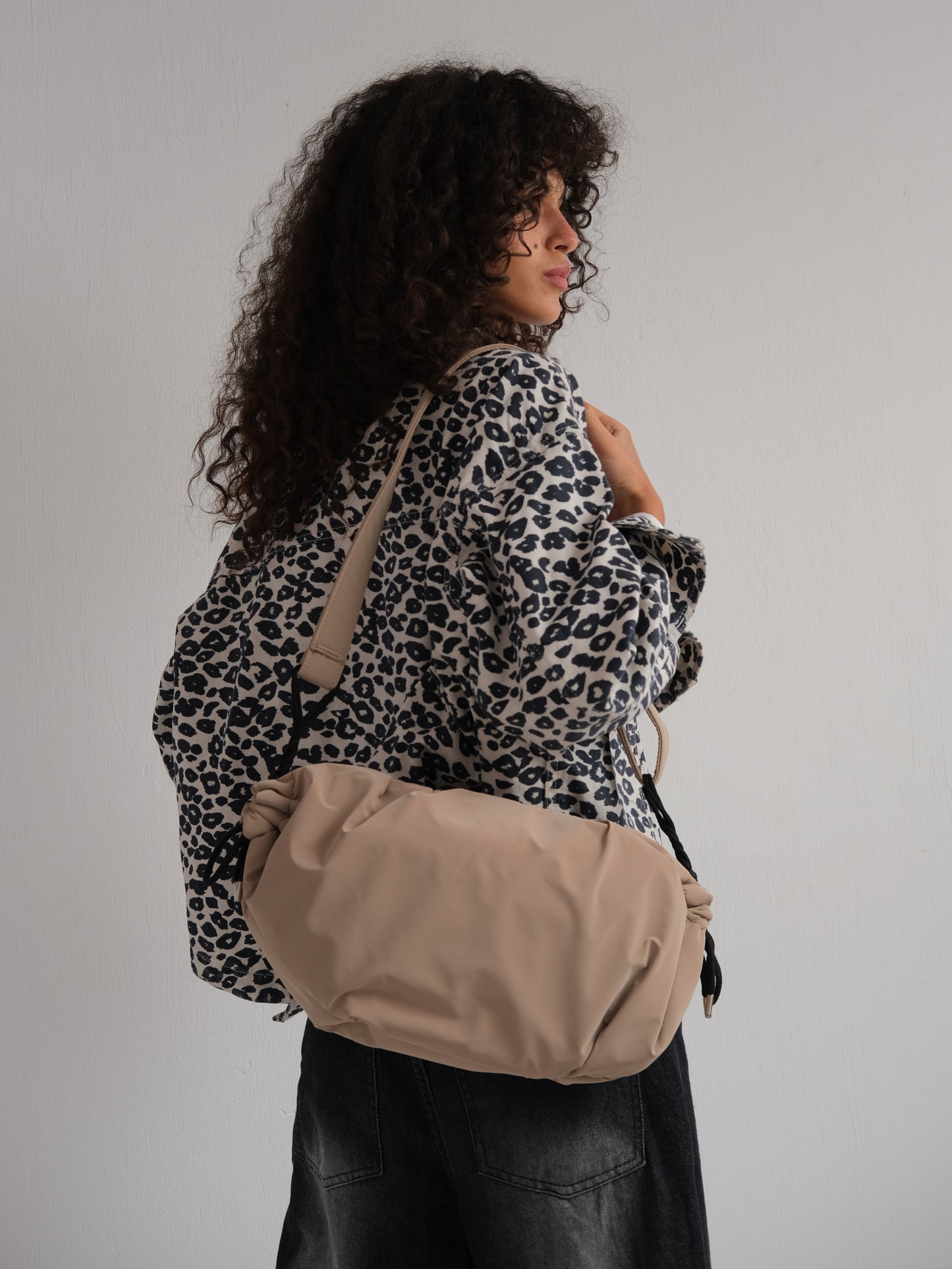 Medium String Bag - Cafe