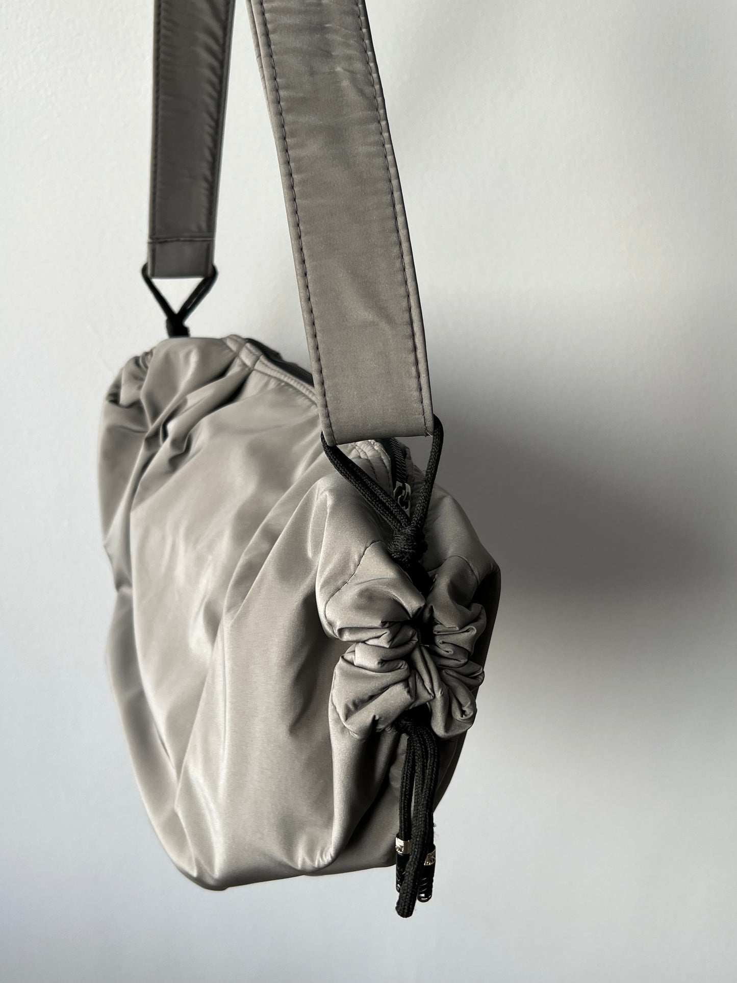 Medium String Bag - Grey