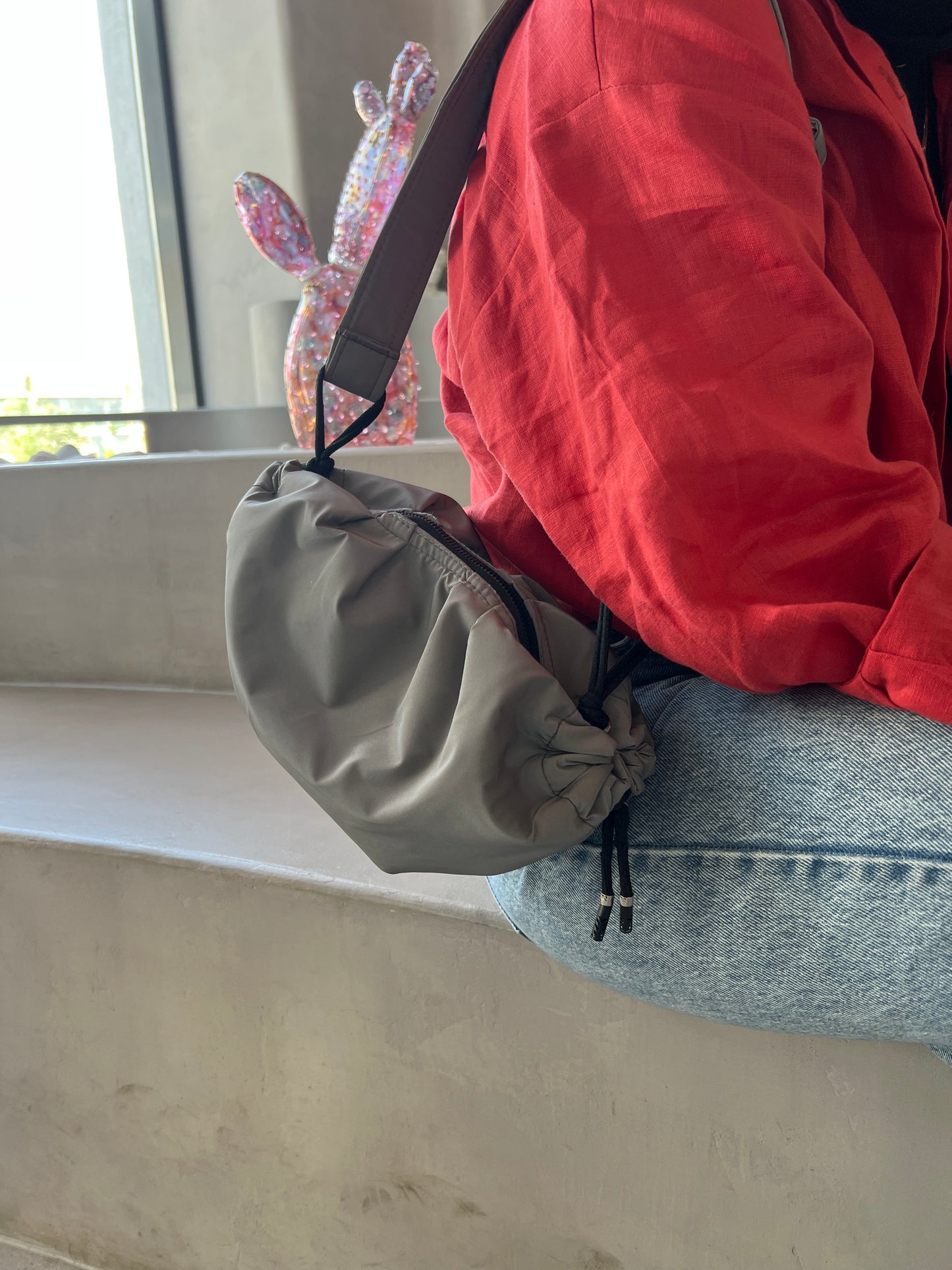 Small string- grey