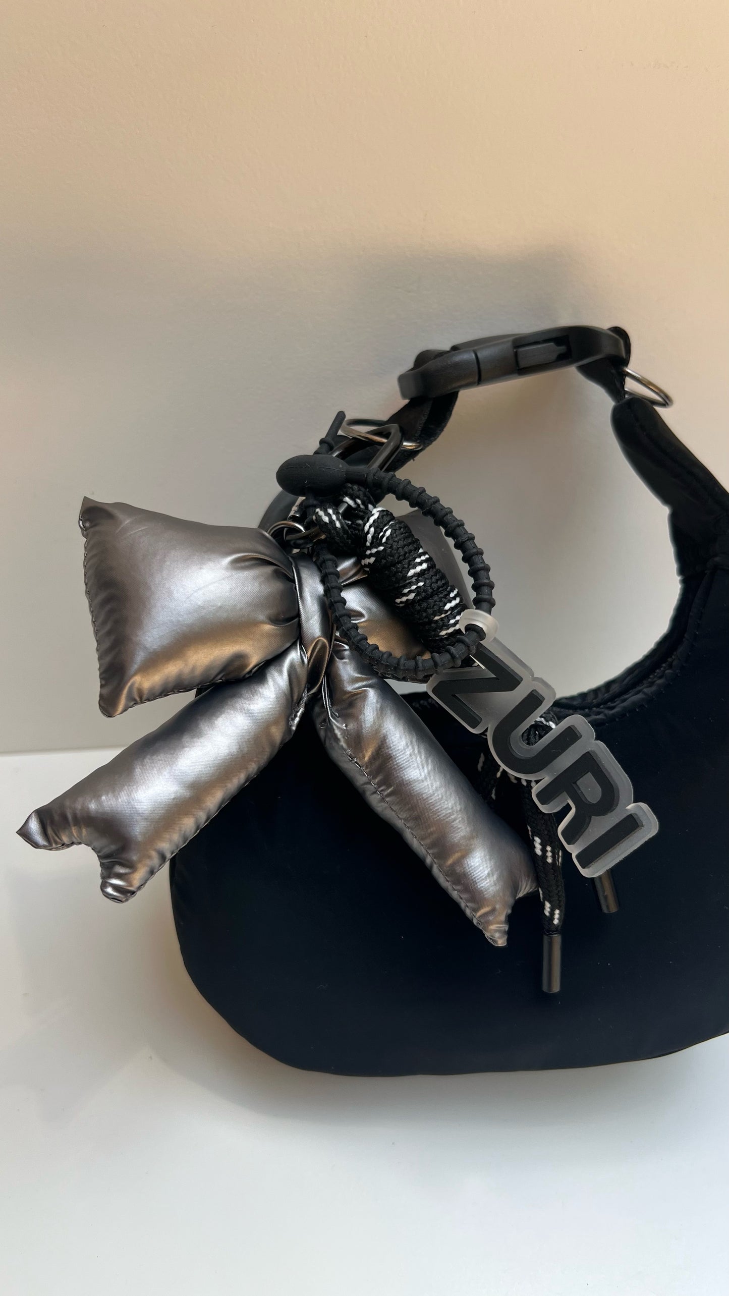Ribbon charm - dark silver