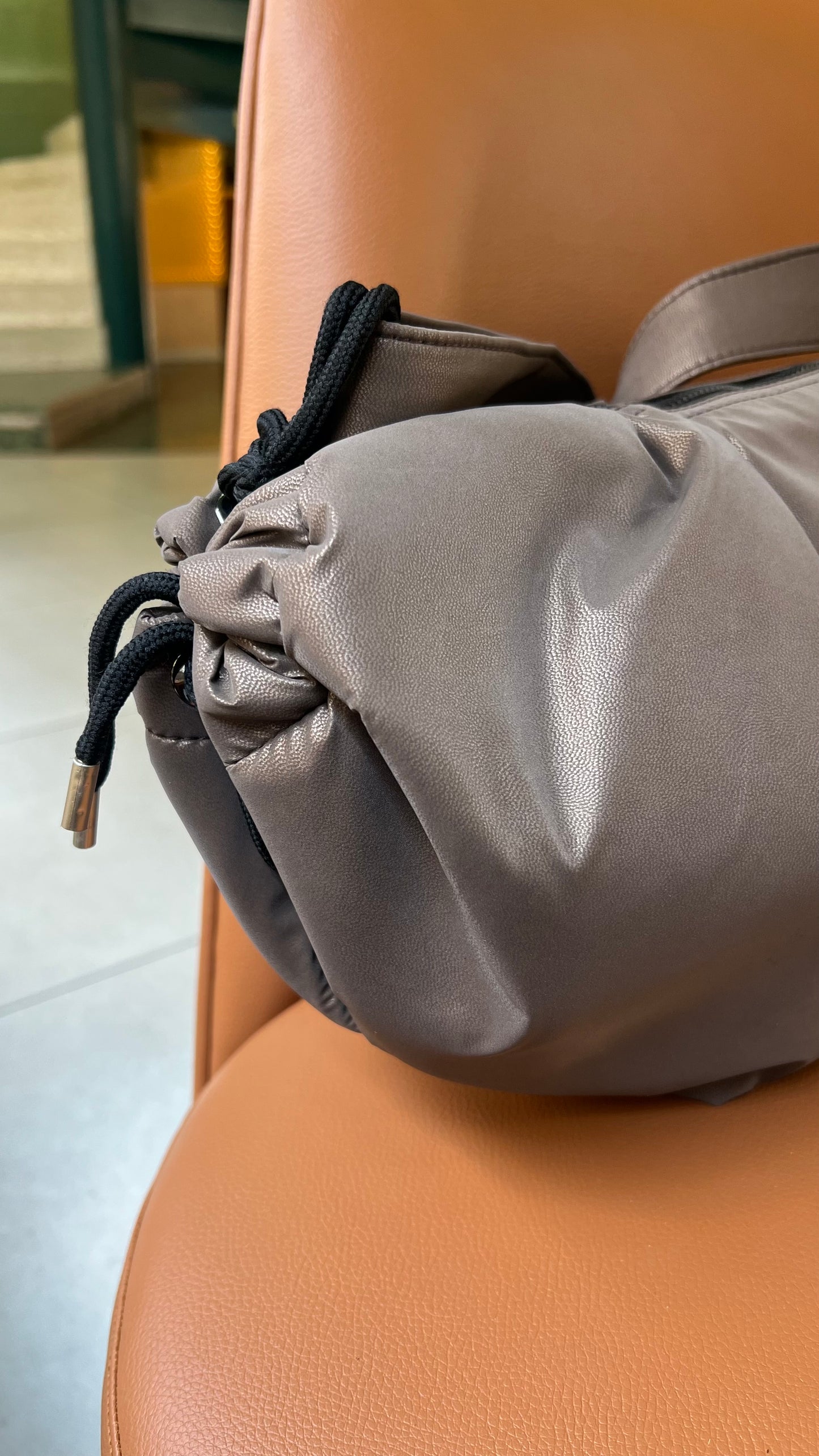 Medium String Bag - Chocolate