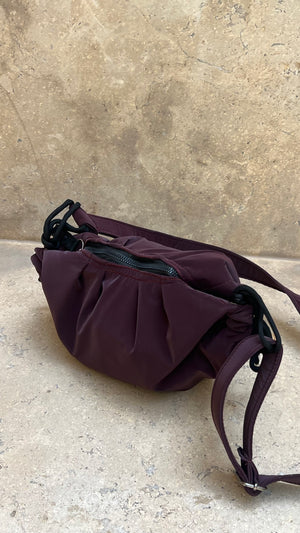 Small string Deep burgundy