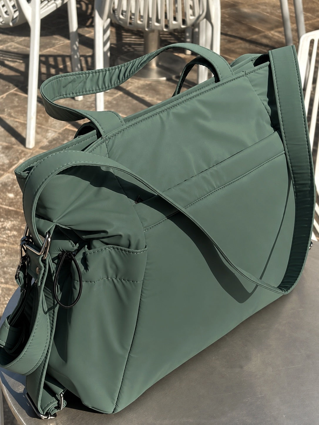 Nest - Teal green