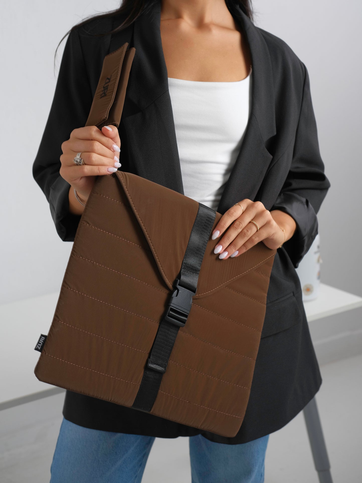 Laptop bag - Brown