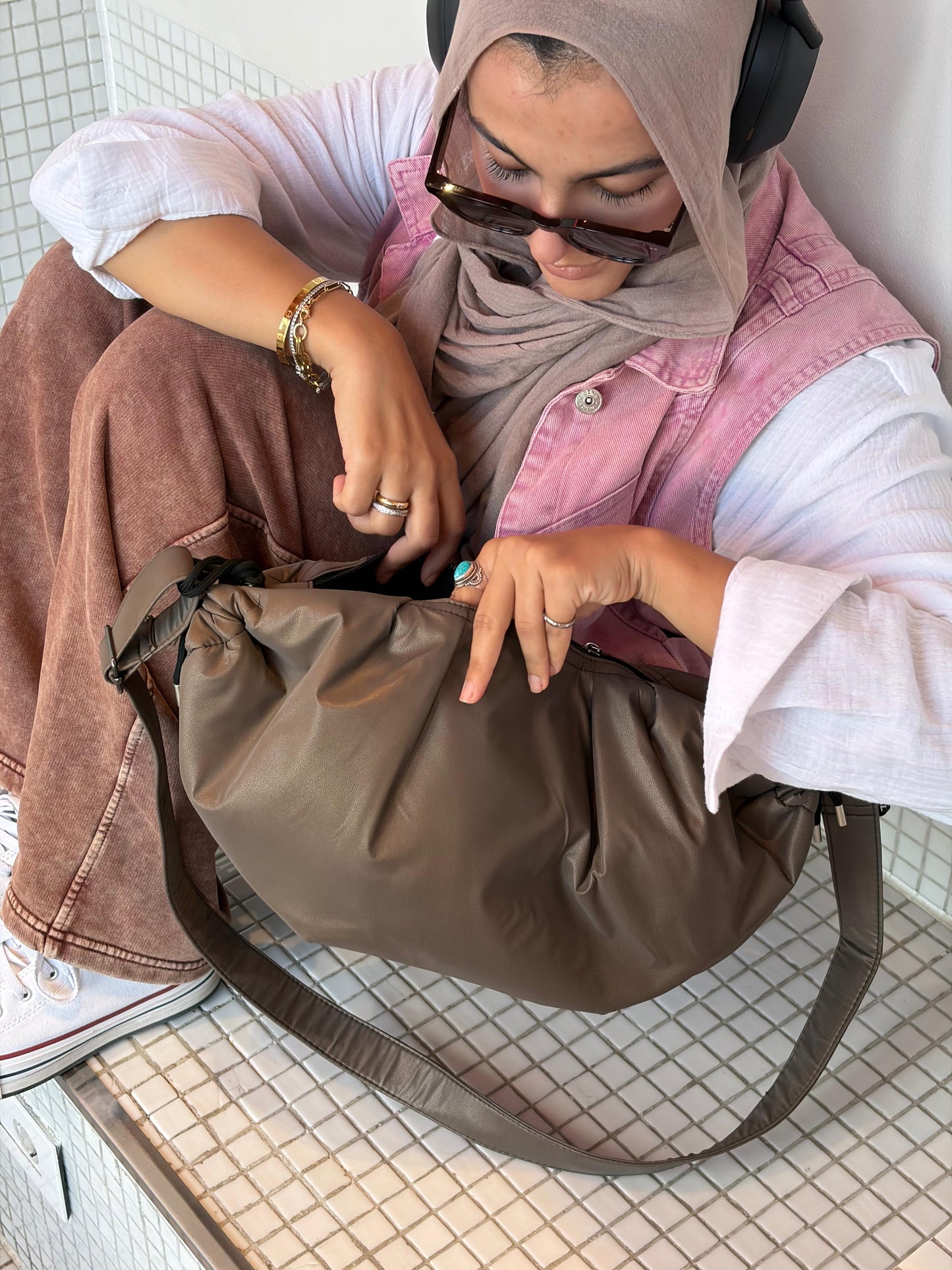 Medium String Bag - Chocolate