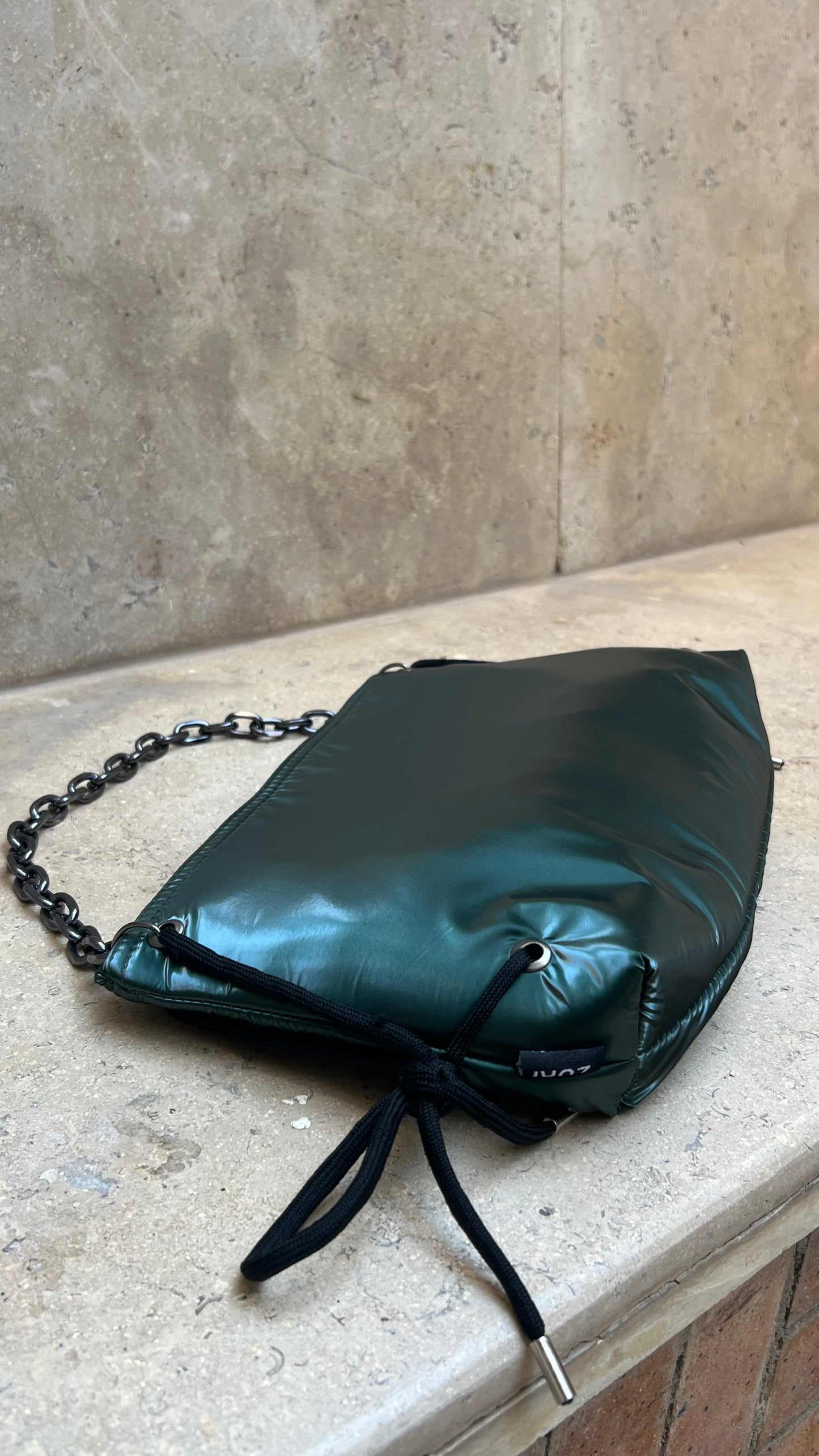 Eve - Metallic olive