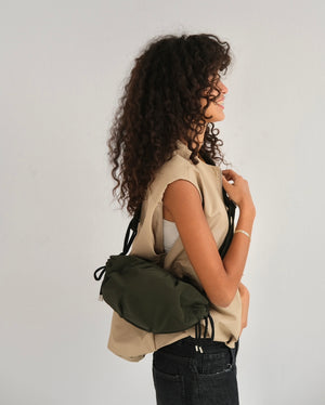 Small string olive