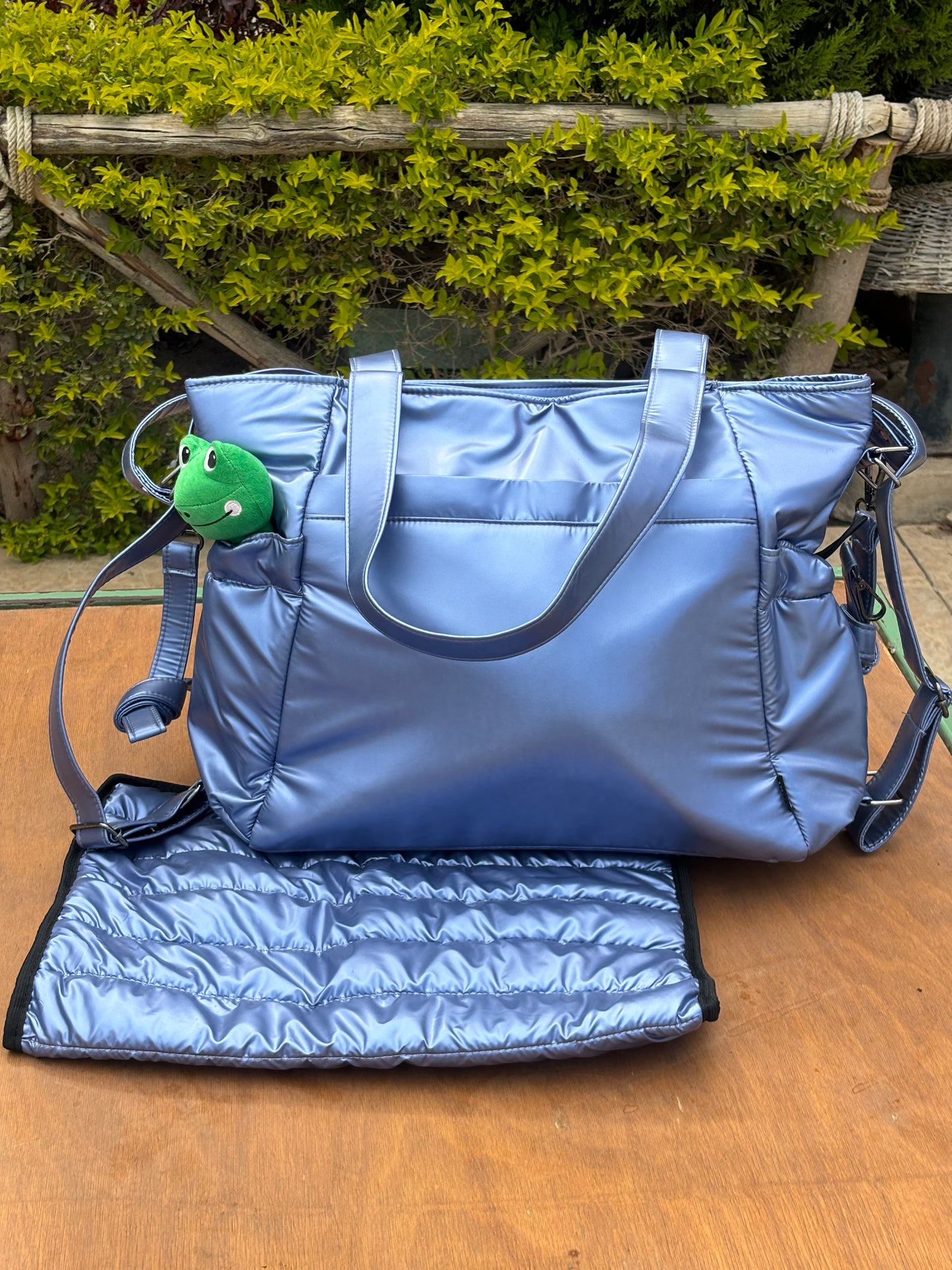 Nest -Metallic baby blue