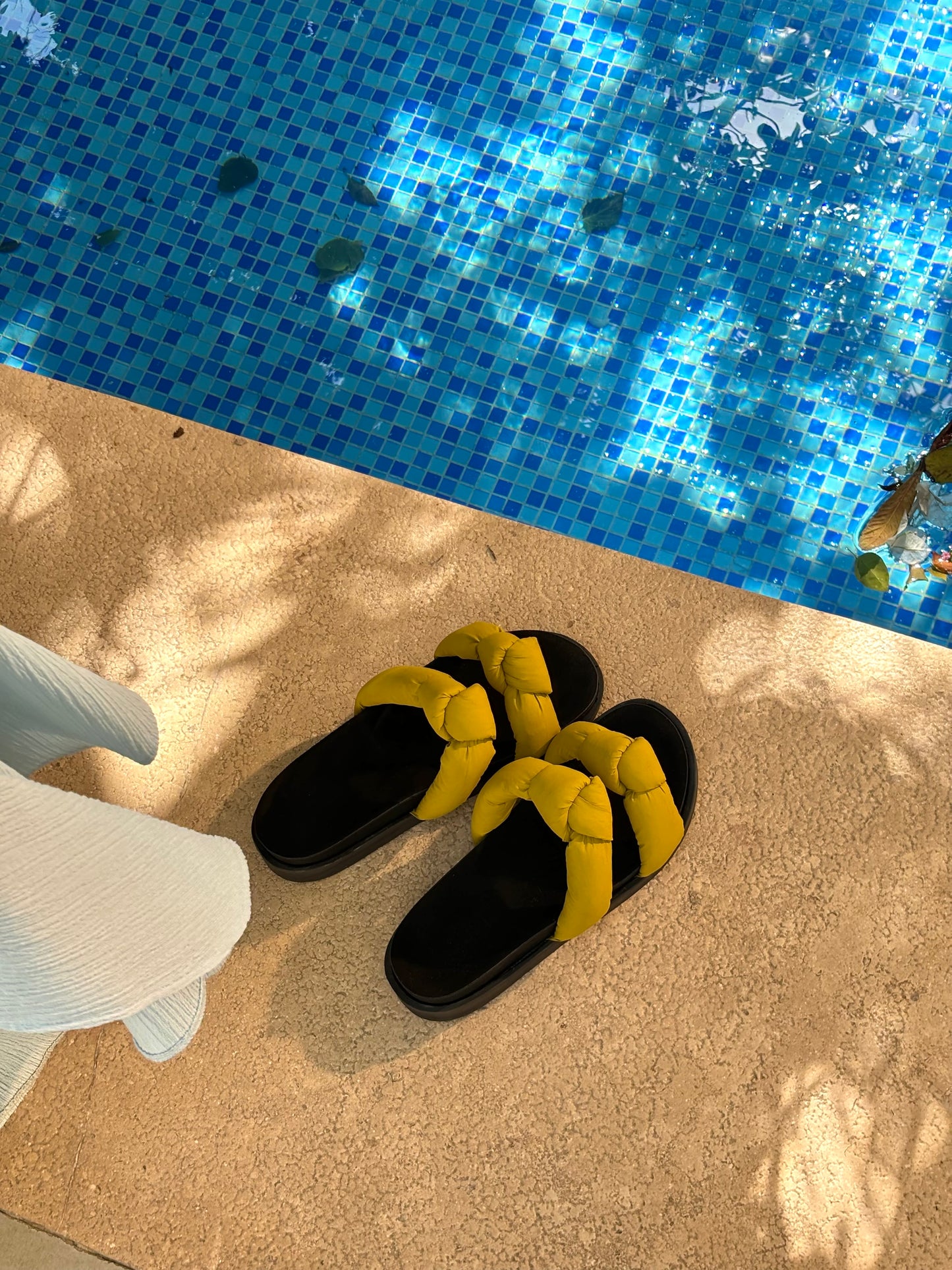 Puffed Slippers - Mustard