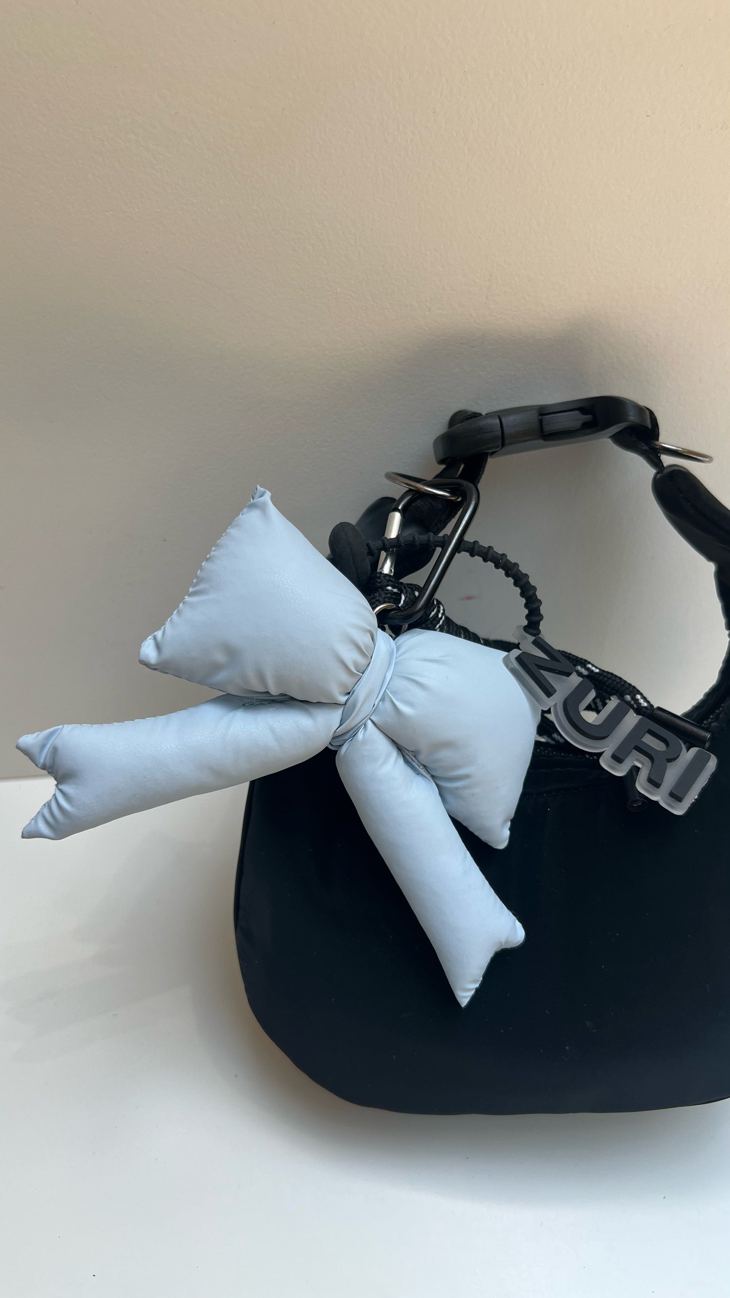 Ribbon charm - Light blue