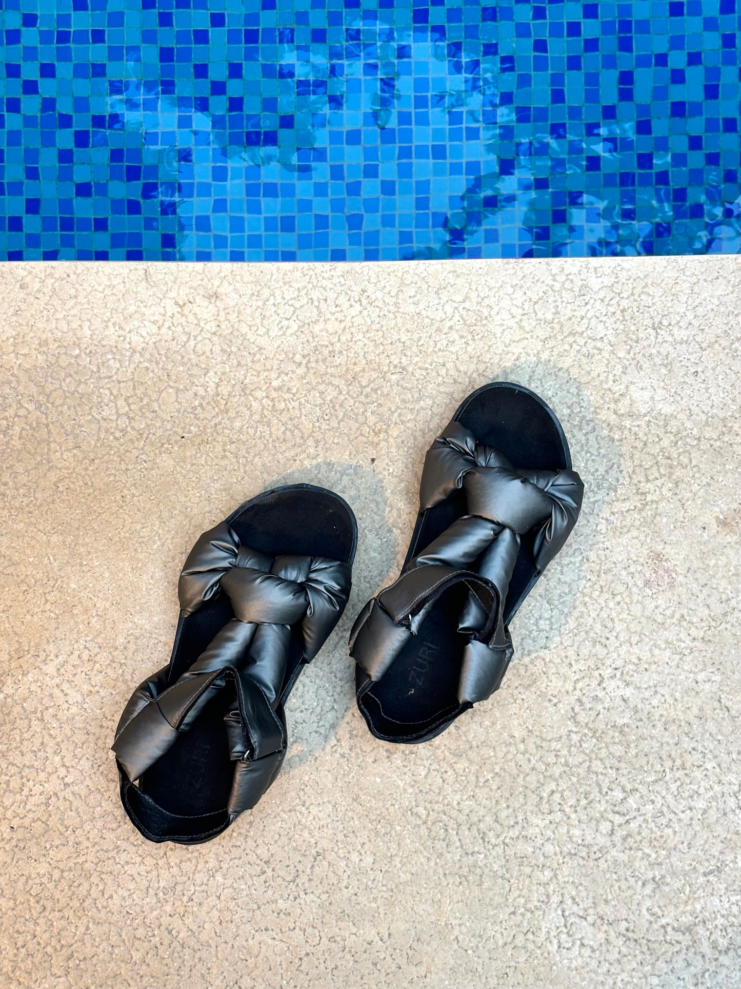 Puffed Sandals - Dark silver