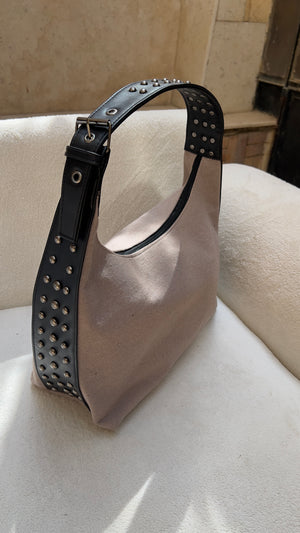 Kamara Grande Studs - Beige