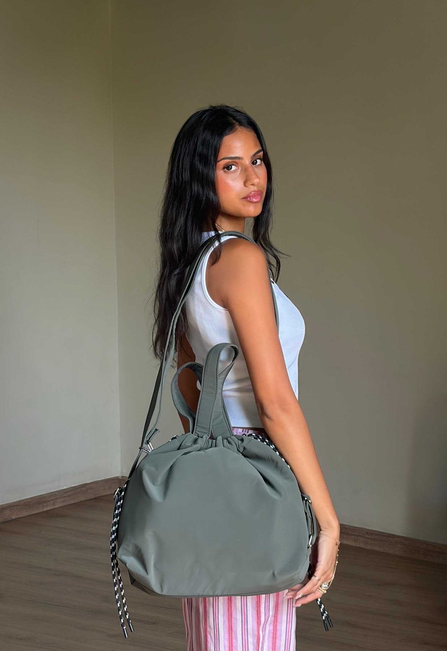 Crossover Medium - Olive
