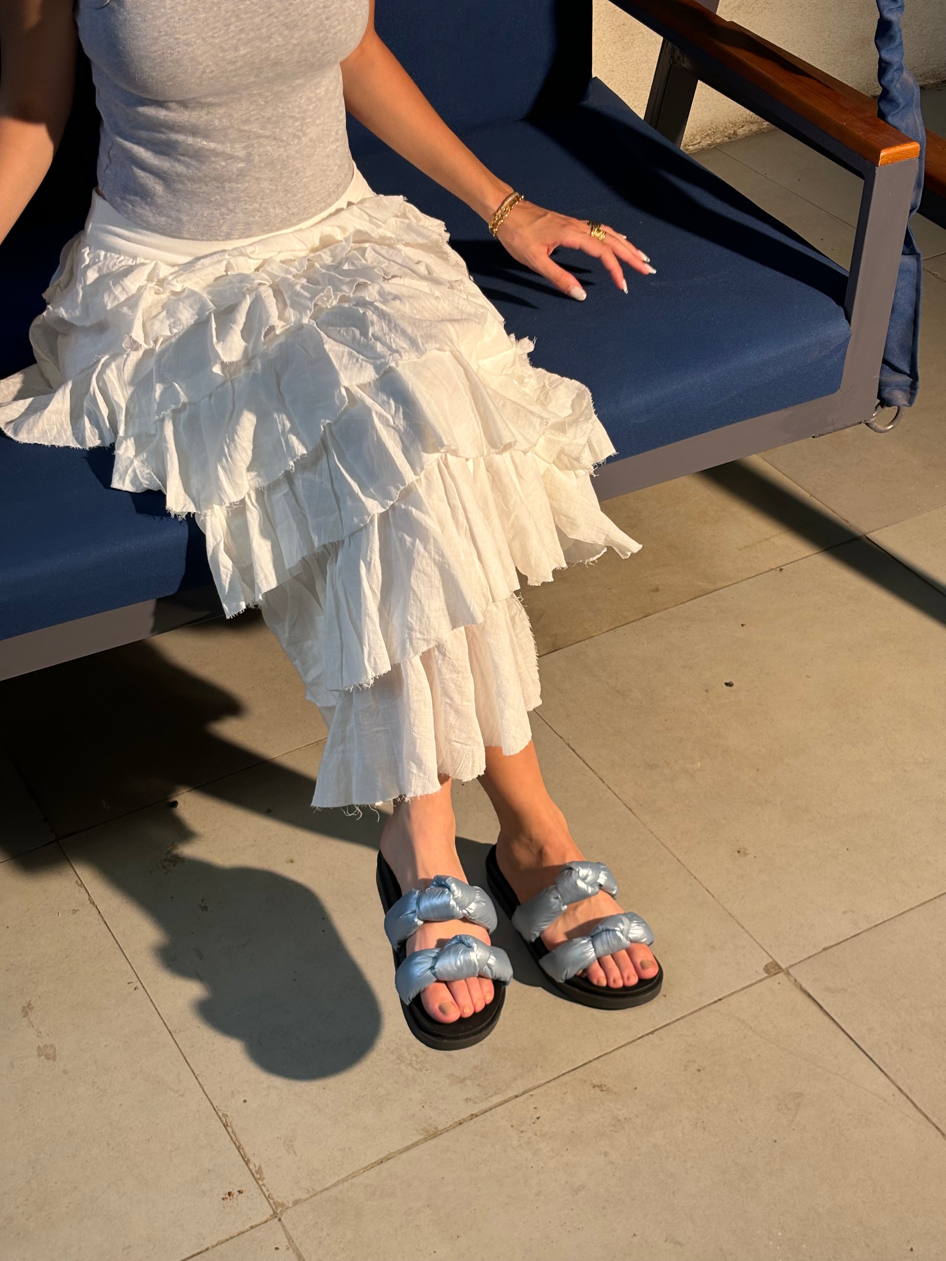 Puffed Slippers - Baby blue