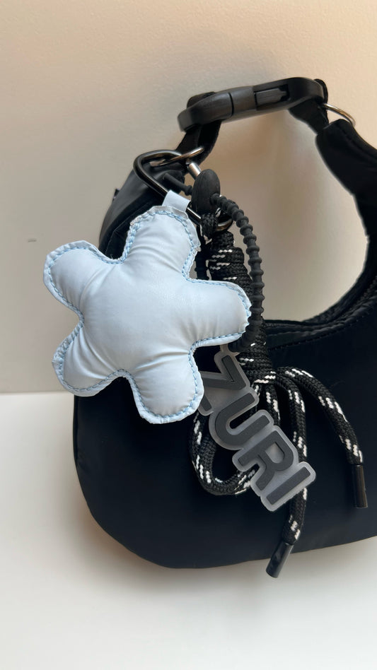 Flower charm - Light blue
