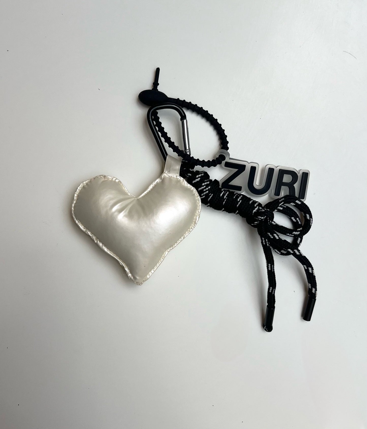 Heart charm - off white